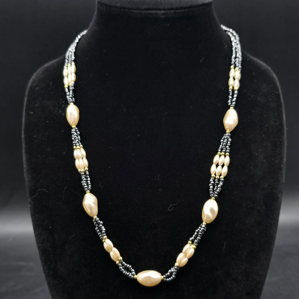 Lady Remington Black Beaded Faux Pearl Necklace Layered Vintage